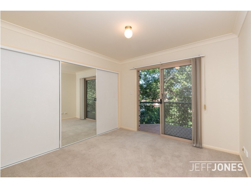 4/11 Ellis Street, Greenslopes QLD 4120