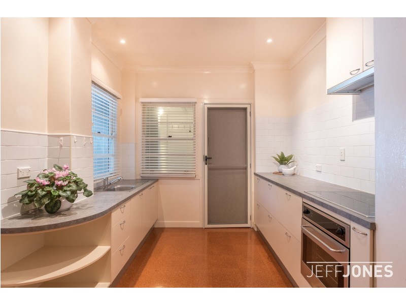 11 Keera Street, Coorparoo QLD 4151