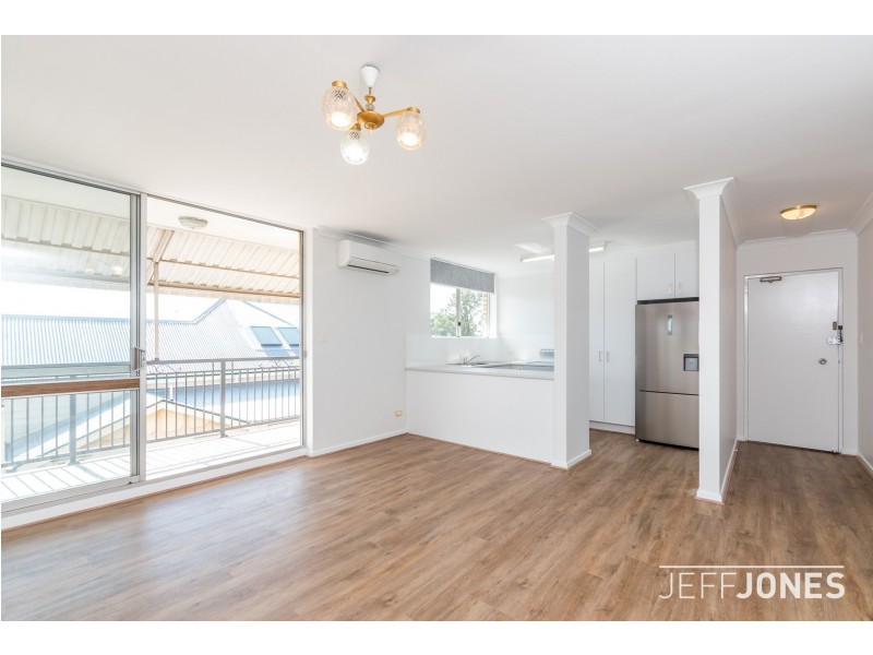 4/12 Rialto Street, Coorparoo QLD 4151