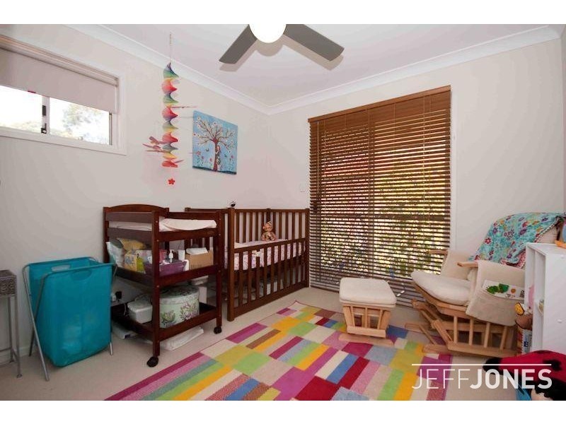 21 Perrin Drive, Seven Hills QLD 4170