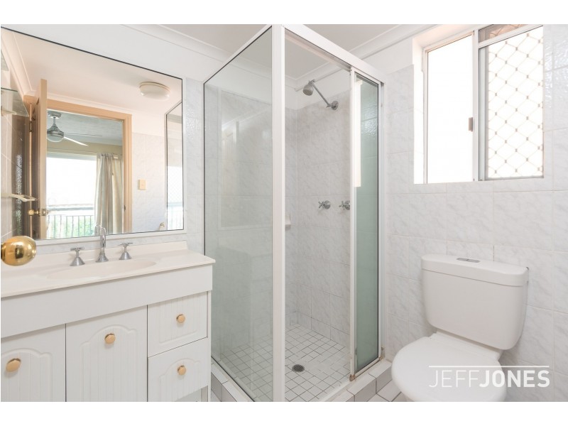 4/20 Mansfield Street, Coorparoo QLD 4151