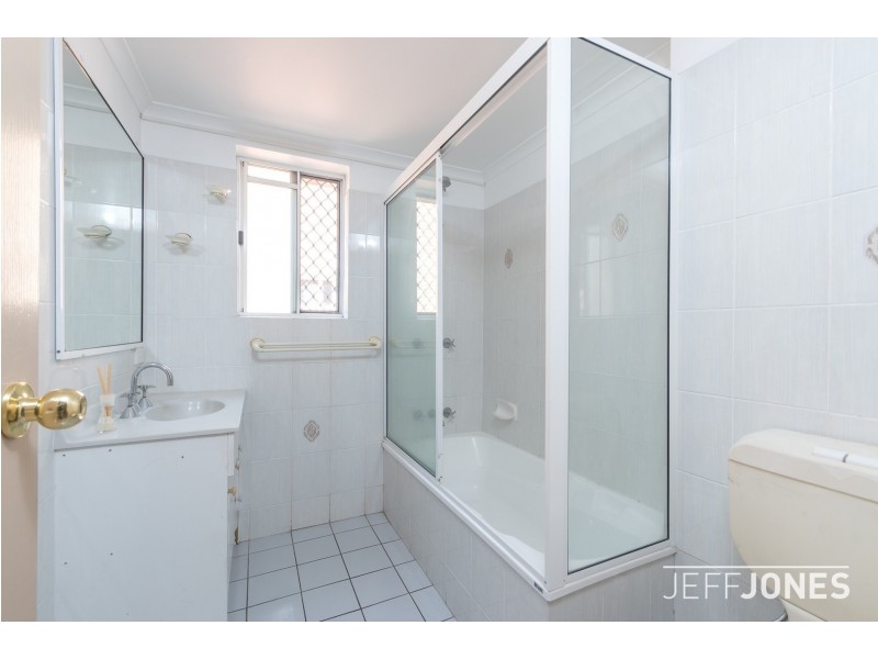 4/20 Mansfield Street, Coorparoo QLD 4151