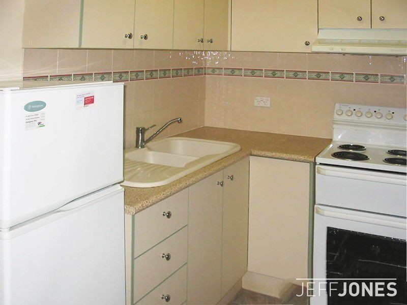 B8/52 Baron Street, Greenslopes QLD 4120