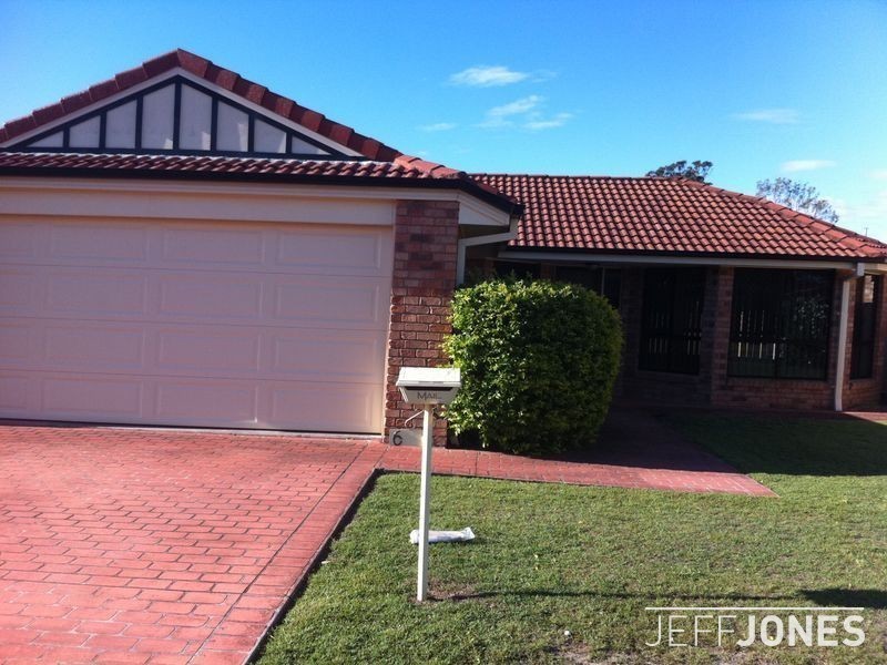 6 Holland Place, Carindale QLD 4152