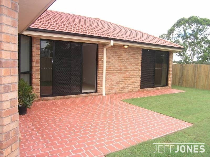 6 Holland Place, Carindale QLD 4152