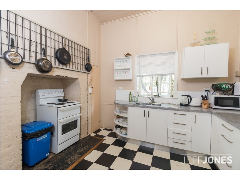 39 Heidelberg Street, East Brisbane QLD 4169