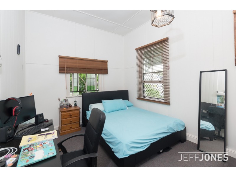 39 Heidelberg Street, East Brisbane QLD 4169