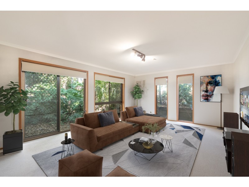 401 Winstanley Street, Carindale QLD 4152