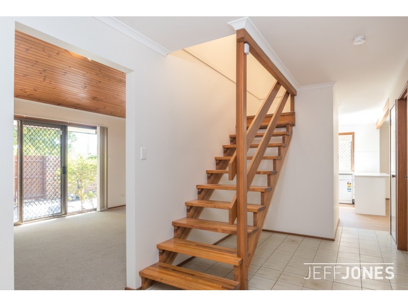 401 Winstanley Street, Carindale QLD 4152