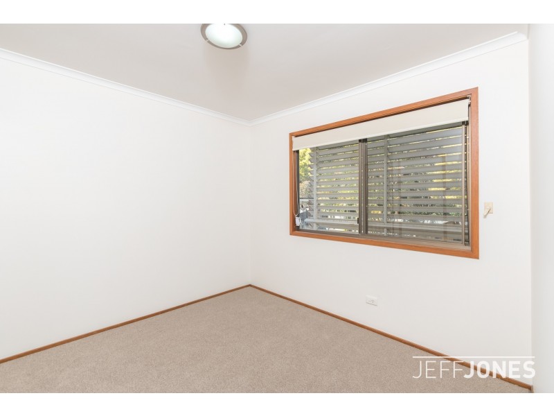 401 Winstanley Street, Carindale QLD 4152