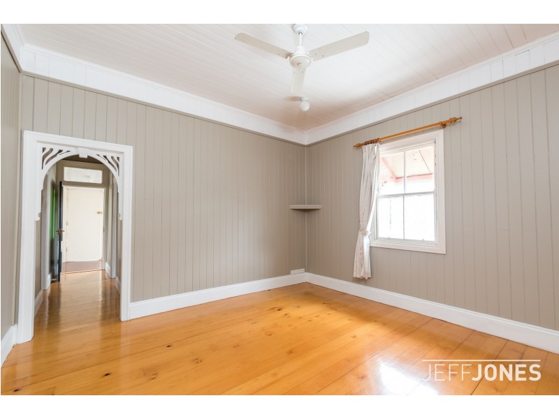 37 Myrtle Street, Woolloongabba QLD 4102