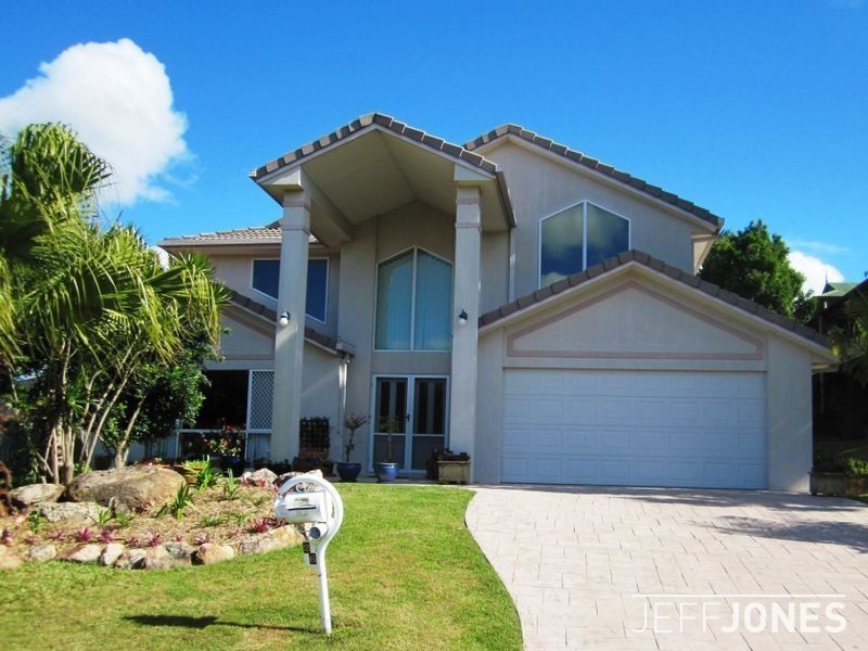 26 Bishop Place, Carindale QLD 4152