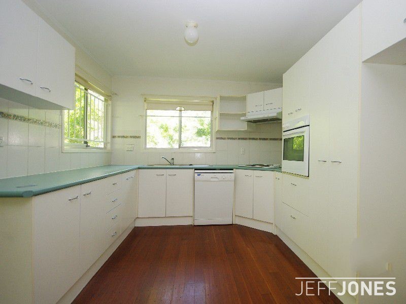 28 Ivymount Street, Nathan QLD 4111