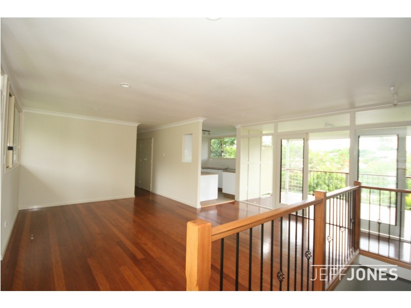 12 Hull Street, Carina QLD 4152