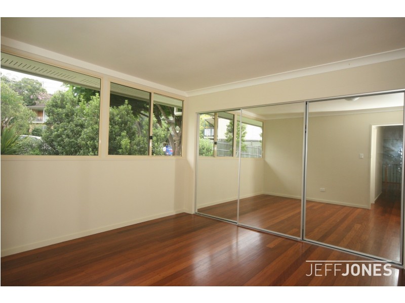 12 Hull Street, Carina QLD 4152