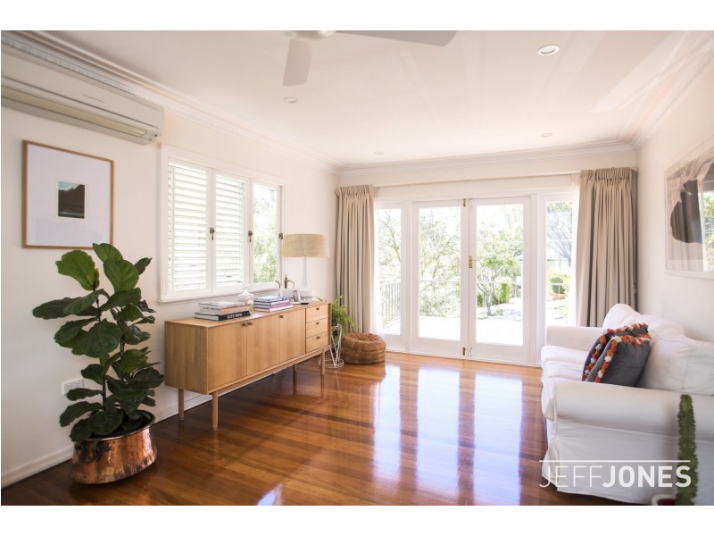 9 Garioch Street, Tarragindi QLD 4121