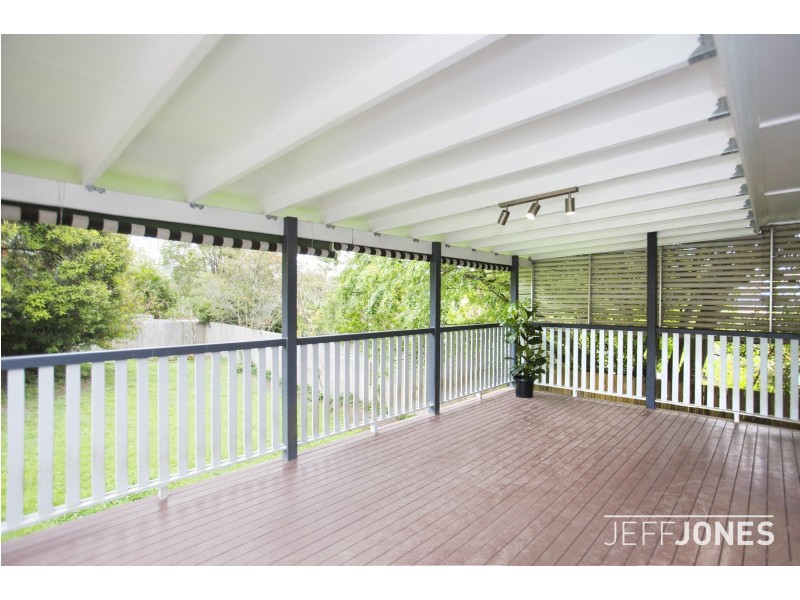 9 Garioch Street, Tarragindi QLD 4121