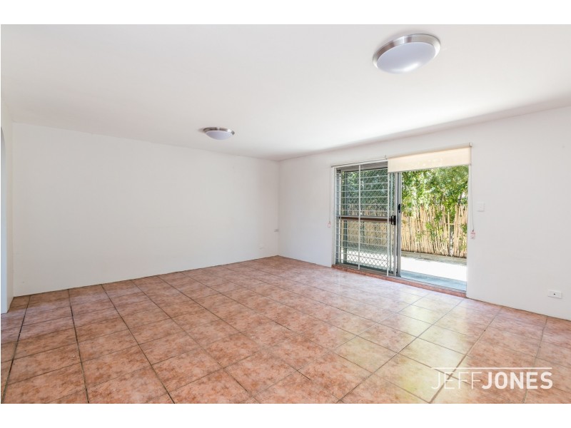 1/146 Juliette Street, Greenslopes QLD 4120