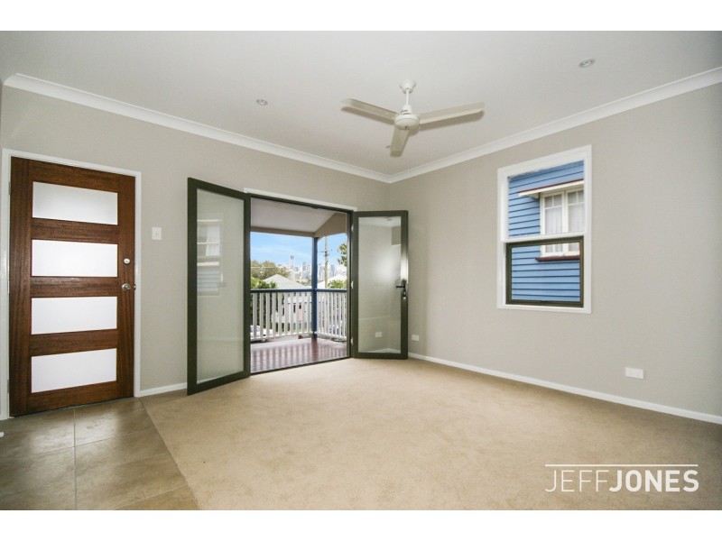 17 Elfin Street, East Brisbane QLD 4169