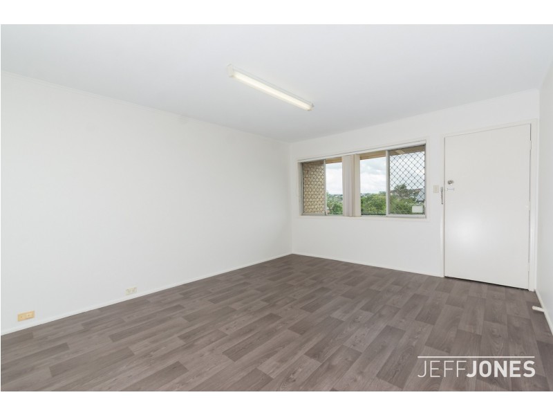 2/32 Fifth Avenue, Coorparoo QLD 4151