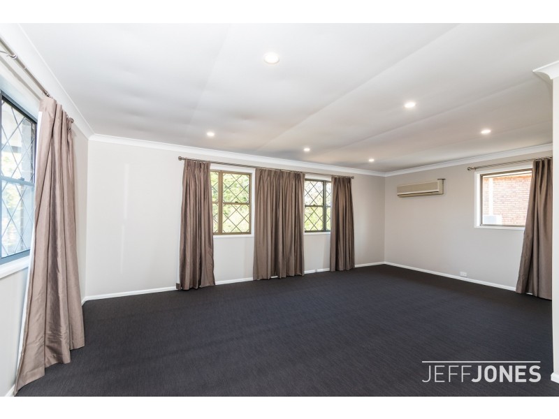 5 Consuelo Court, Carindale QLD 4152