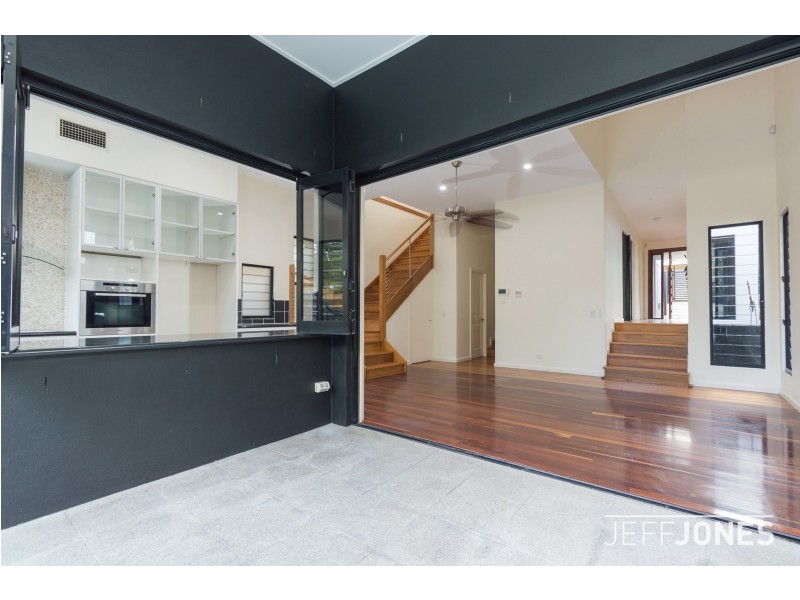 90 Laura street, Tarragindi QLD 4121