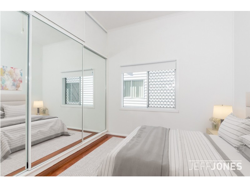 18 Gertrude Street, Highgate Hill QLD 4101