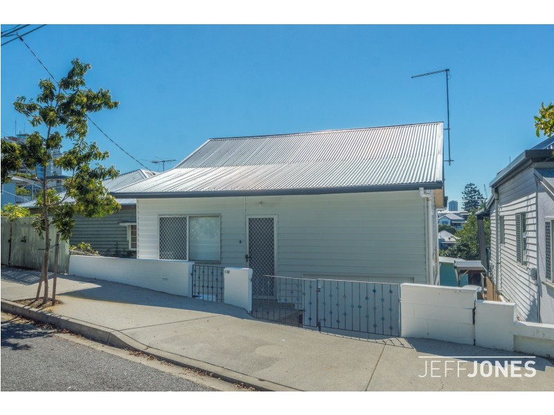 18 Gertrude Street, Highgate Hill QLD 4101