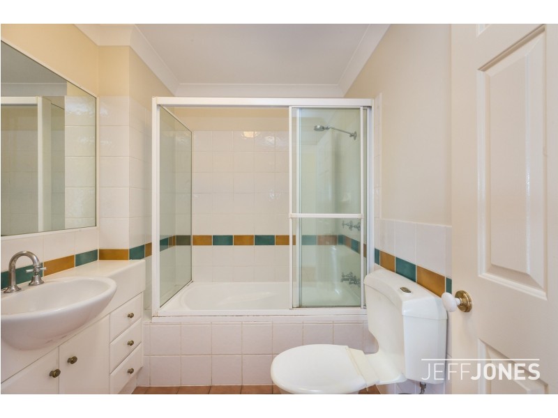 4/145 Old Cleveland Road, Coorparoo QLD 4151