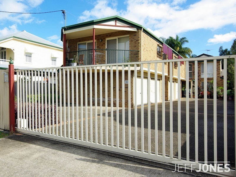 3/32 Panitya Street, Greenslopes QLD 4120