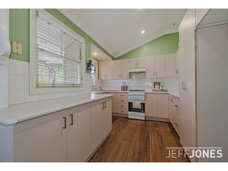 148 Oates Avenue, Holland Park QLD 4121