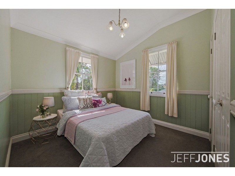 148 Oates Avenue, Holland Park QLD 4121