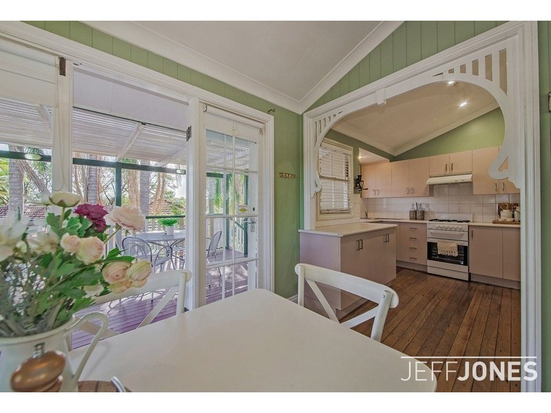 148 Oates Avenue, Holland Park QLD 4121