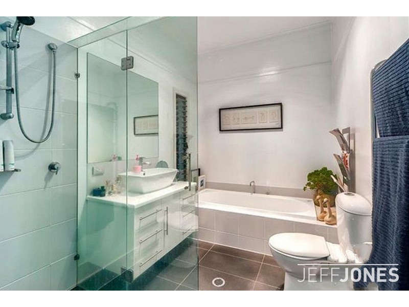 147 Mowbray Terrace, East Brisbane QLD 4169