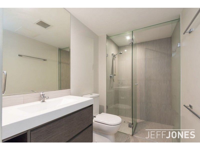 89/123 Barrack Road, Cannon Hill QLD 4170