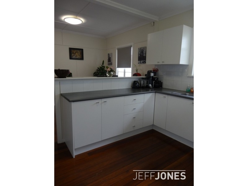 25 Greens Road, Coorparoo QLD 4151