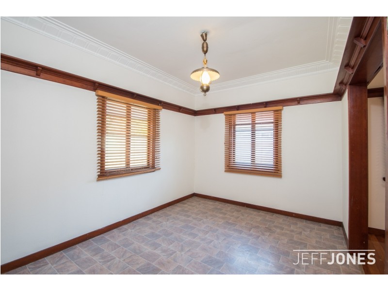 100 Earl Street, Greenslopes QLD 4120