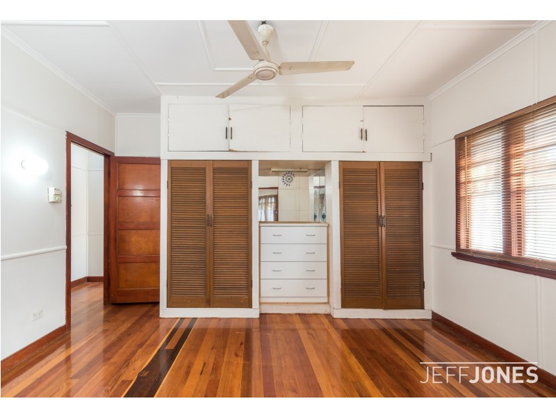 100 Earl Street, Greenslopes QLD 4120
