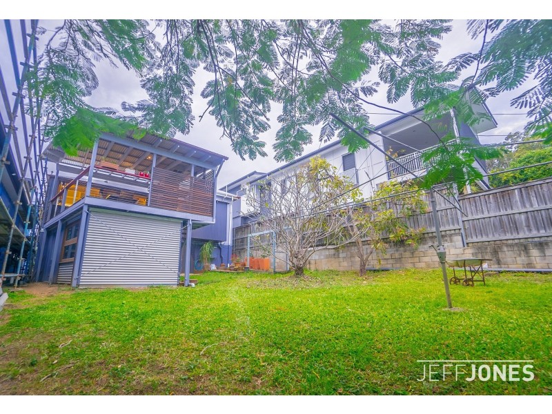 93 Pear Street, Greenslopes QLD 4120