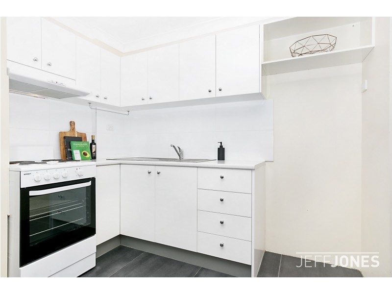 8/43 Galway Street, Greenslopes QLD 4120