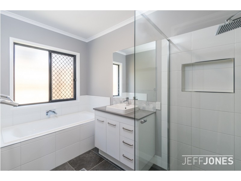 14 Morningview Place, Carindale QLD 4152