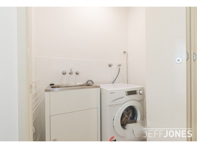 55 Worchester Crescent, Wakerley QLD 4154