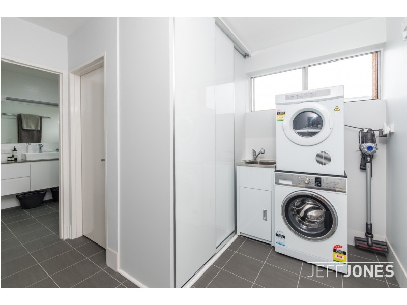 4/45 Kirkland Avenue, Coorparoo QLD 4151