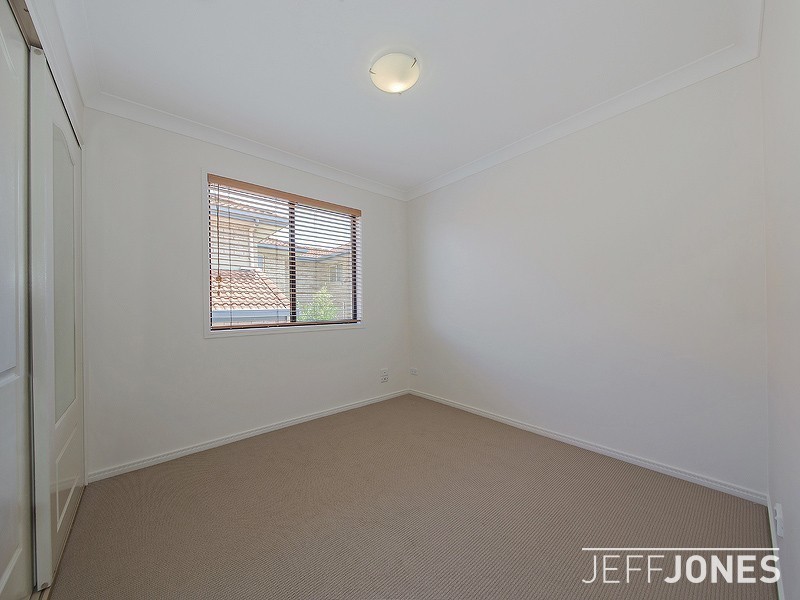 1/34 Pembroke Street, Carina QLD 4152