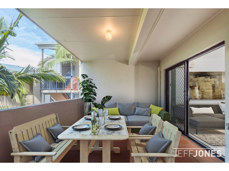 4/16 Jellicoe Street, Coorparoo QLD 4151