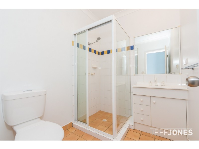 4/16 Jellicoe Street, Coorparoo QLD 4151