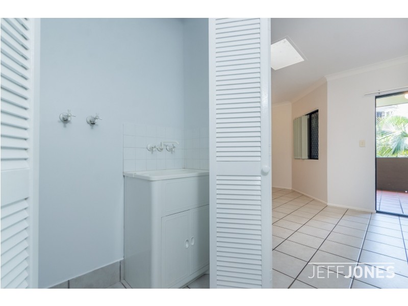 4/16 Jellicoe Street, Coorparoo QLD 4151