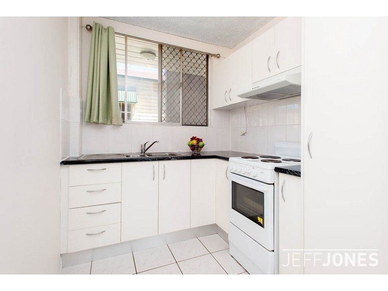 1/33 Ellis Street, Greenslopes QLD 4120