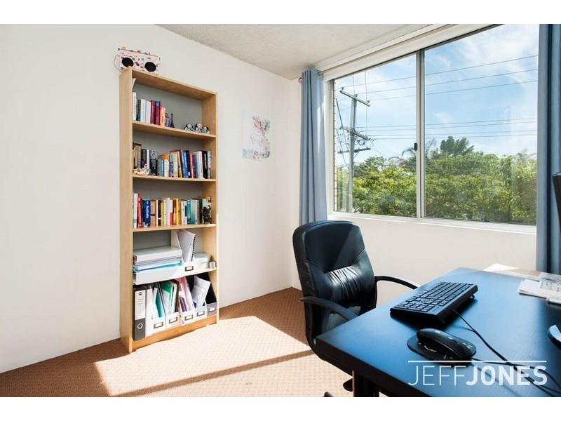 1/33 Ellis Street, Greenslopes QLD 4120