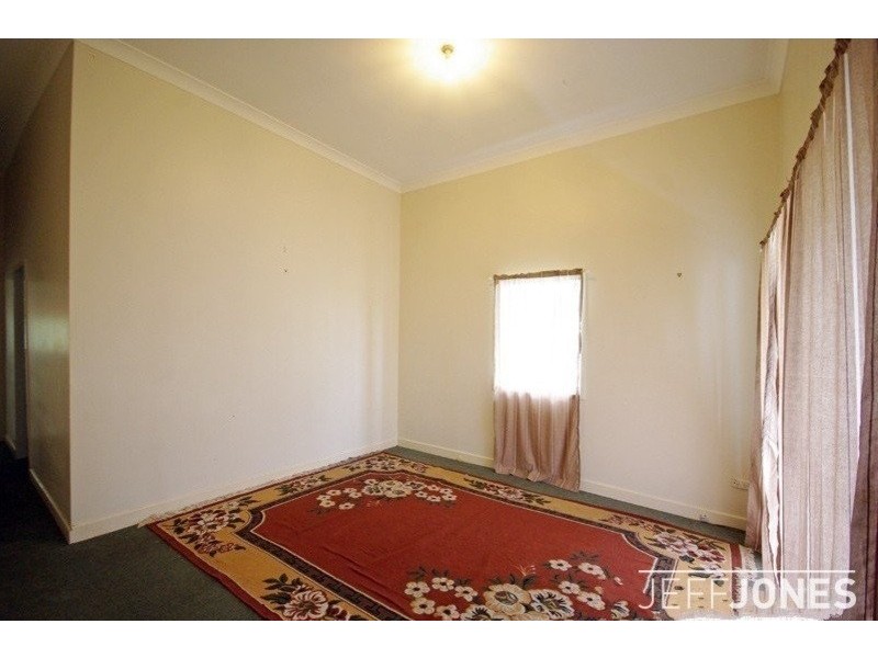 53 Cleveland Street, Greenslopes QLD 4120